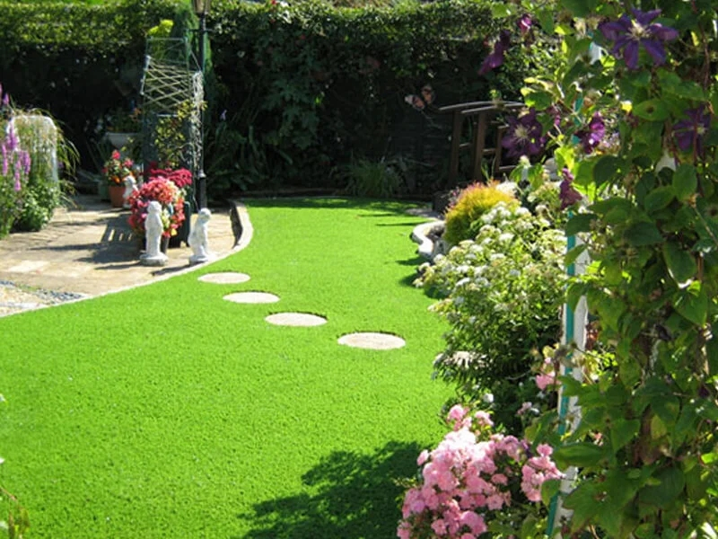 artificial backyard grass