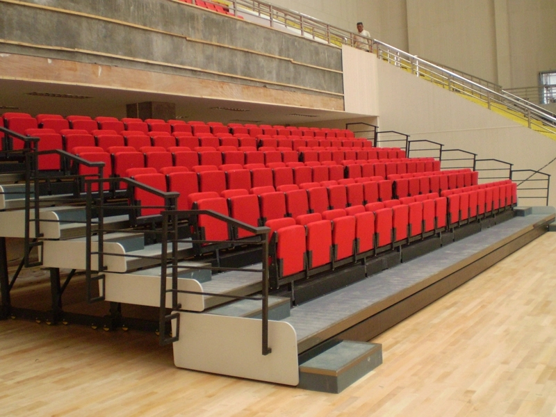 retractable auditorium seating